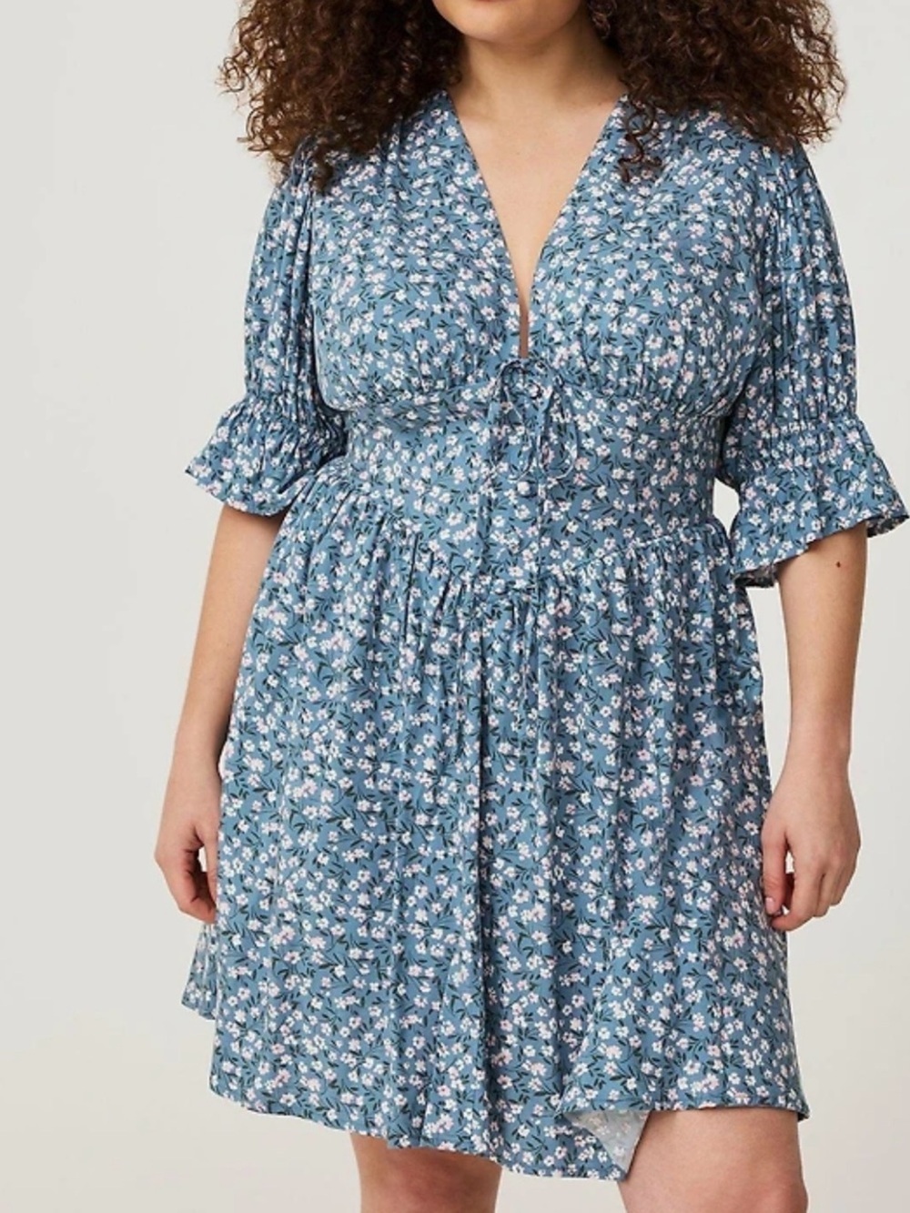 Torrid Corset Style Dress Dusty Blue Floral Tie-Front Puff Sleeves NWT size 20